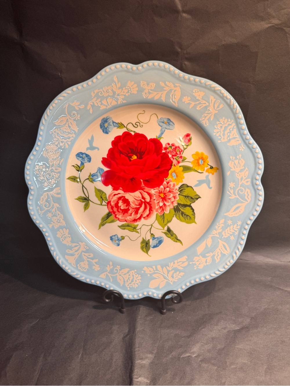 The Pioneer Woman Sweet Rose 10.98" Scalloped Dinner Plates - Set of 4